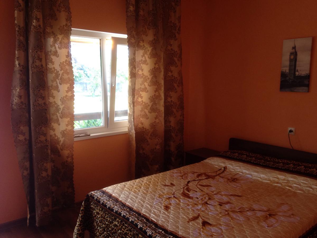 Hotel Изабелла Picunda Zewnętrze zdjęcie